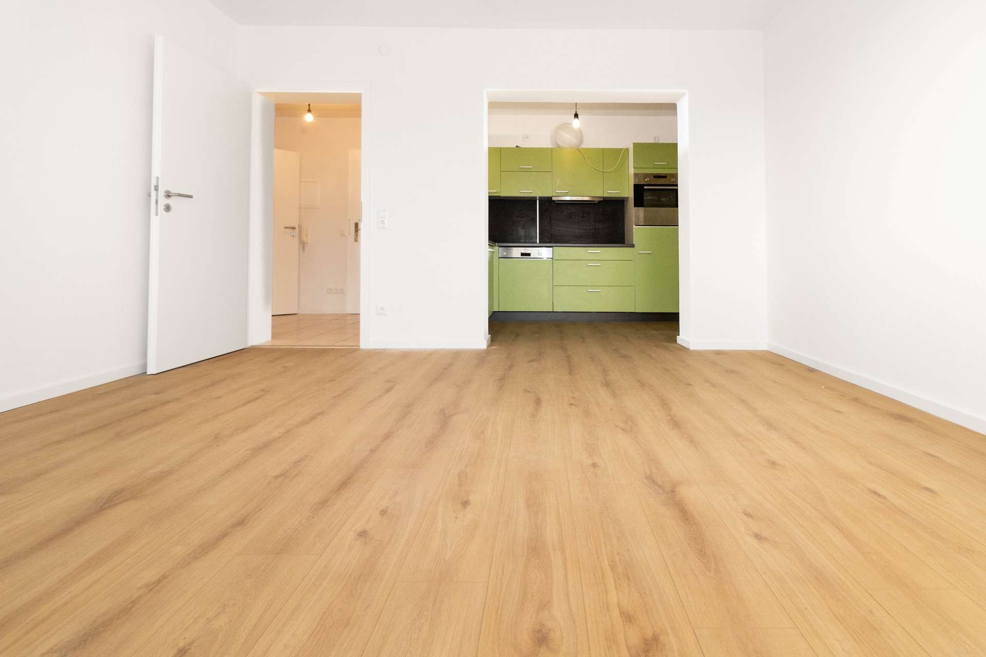 Moderne 2-Zimmer-Wohnung mit Einbauküche – frisch saniert & solide vermietet