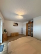 Schlafzimmer - Moderne Etagenwohnung KfW 70 mit gehobener Ausstattung in Penzing zu Verkaufen