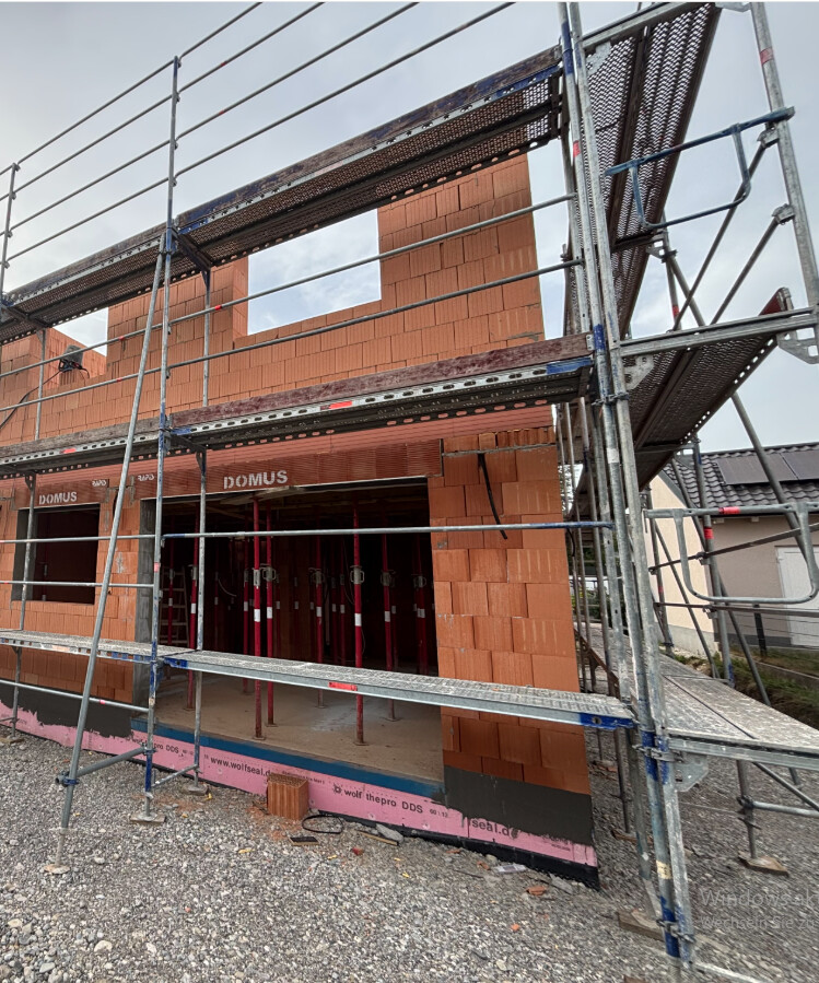 Einfamilienhaus Ausbauhaus für Selbermacher ! Bezugsfrei 3/27 in ruhiger Lage