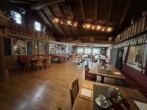 Frühstücksraum - Gutshofanwesen mit Hotel und Gastronomie