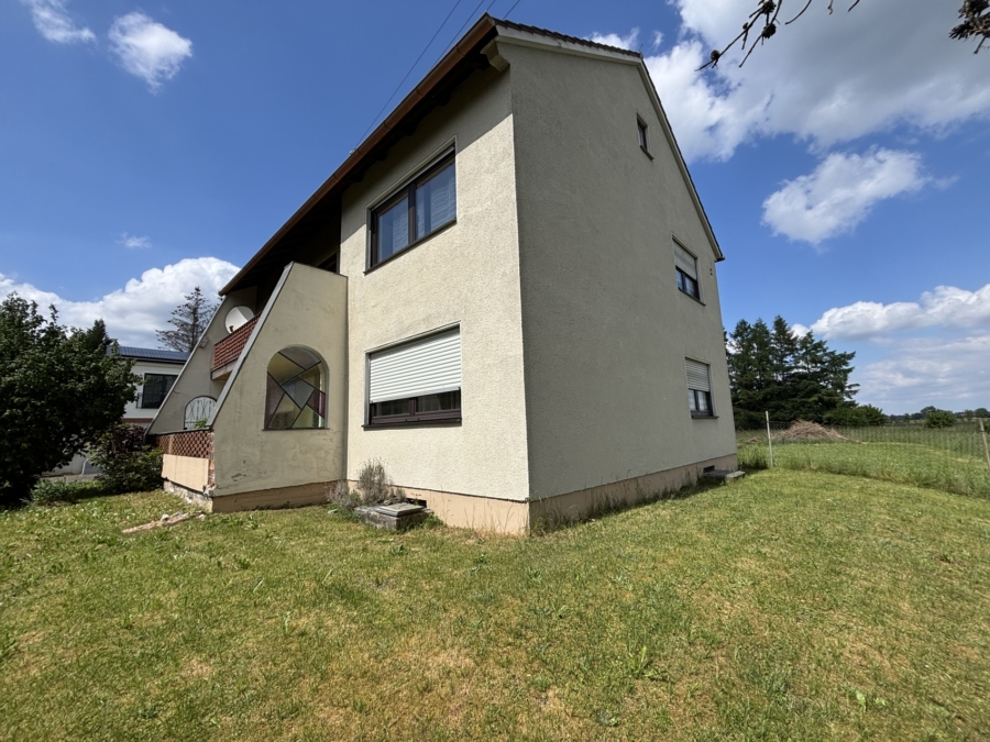 1-2 Familienhaus mit unverbaubarer Sicht !, 86830 Schwabmünchen / Schwabegg, Zweifamilienhaus