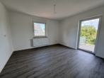 Wohnküche mit Zugang zum Balkon - Erstbezug nach Renovierung Ein-/Zweifamilienhaus Langenneufnach