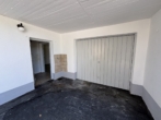 Garage und Zugang Haus Keller - Erstbezug nach Renovierung Ein-/Zweifamilienhaus Langenneufnach