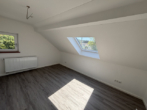 Schlafzimmer I DG - Erstbezug nach Renovierung Ein-/Zweifamilienhaus Langenneufnach