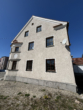Haus - Zentral gelegene 4-ZKB Wohnung im EG