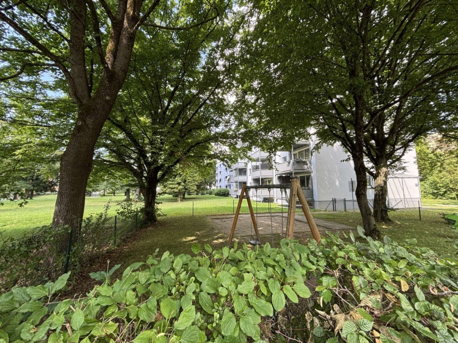 Zentral und Ruhig BJ2015 Energieeffizient A+ 2-ZKB, 81249 München, Etagenwohnung
