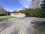 Renovierungsbedürftiges Einfamilienhaus mit 1.168m² Grund im Gewerbegebiet von Großaitingen! - Garage im Norden