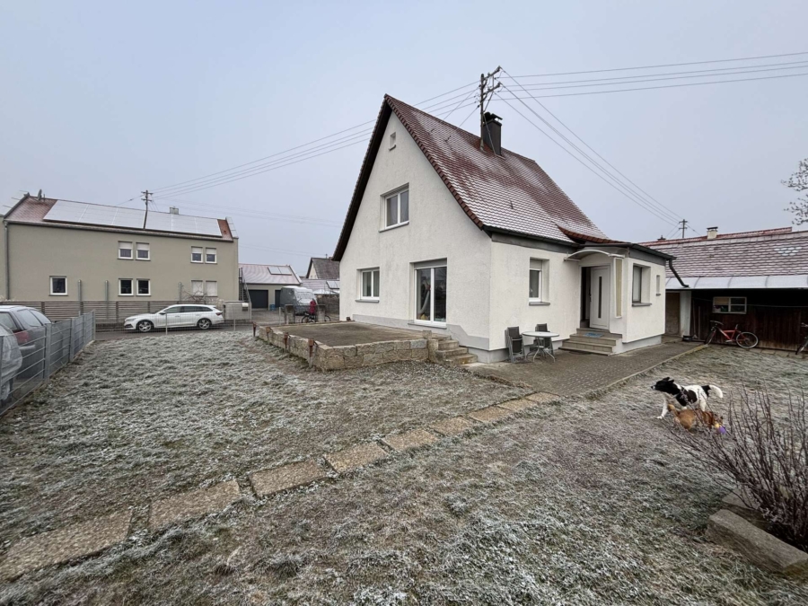 Einfamilienhaus in Ruhiger Lage!, 86845 Großaitingen, Haus