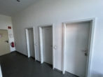 Flur und Toiletten - Obermeitingen Heller Gewerberaum in verkehrsgünstiger Lage