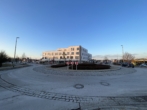 Außenansicht Bild 2 - Moderner Gewerberaum (EG) in hochfrequentierter Durchgangslage (Ärztezentrum Lechfeld)